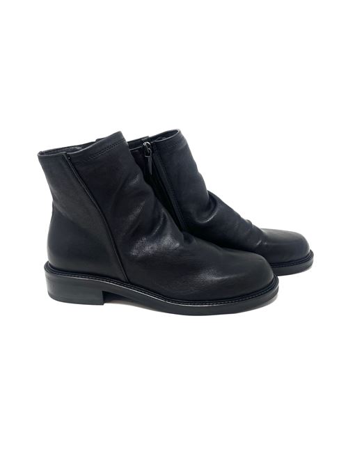Geraffte Chelsea Boots für Damen IL LACCIO | CAROLA02LAVATONERO